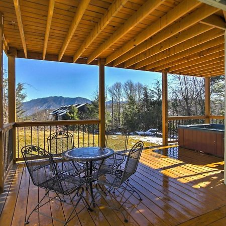 Mint Manor Gatlinburg Home With Hot Tub And Sauna! Exterior photo